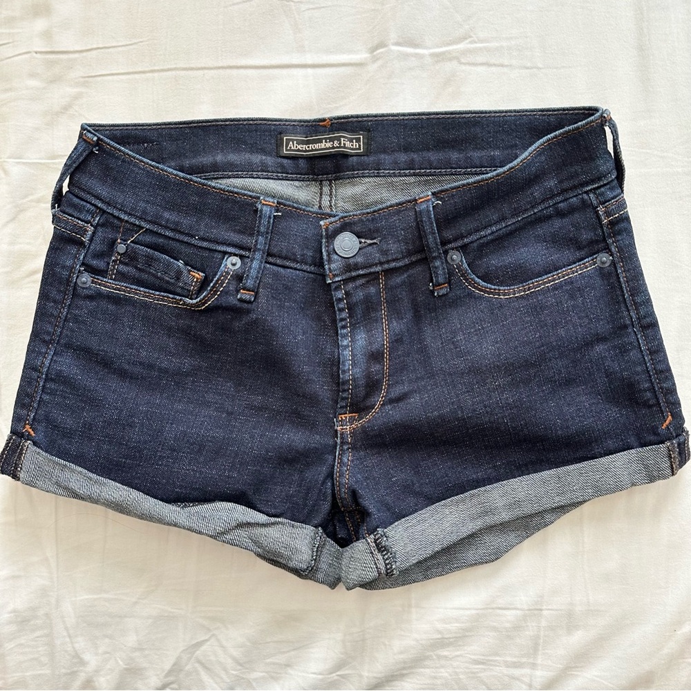 Abercrombie low rise jean shorts size 24 classic indigo dark wash